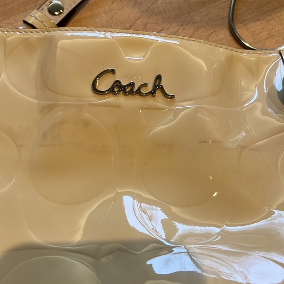 COACH CREAM COLORED - Picture 9 of 9